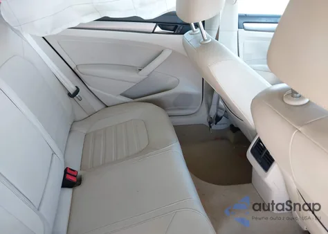 2015 Volkswagen Passat 1.8T Se from USA, damaged, VIN 1VWBS7A32FC003992